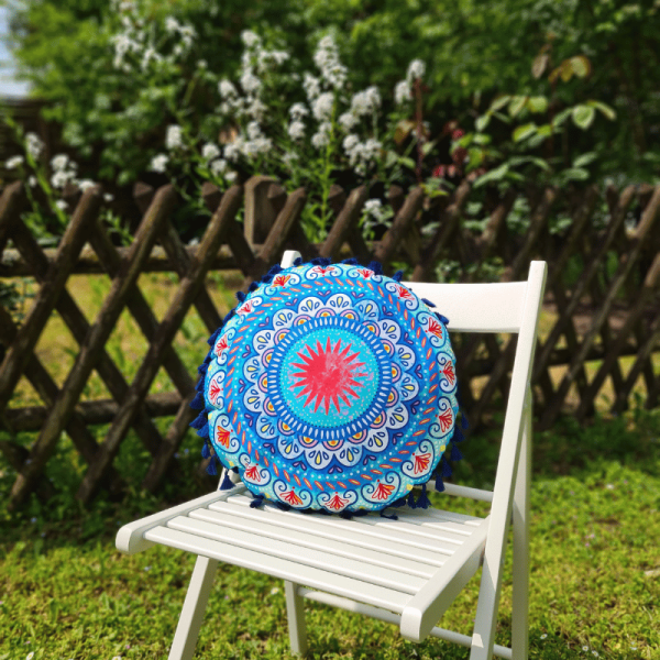 Rundes Kissen Mandala Blume medium  40cm